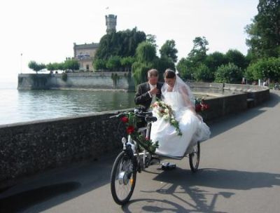 Rikscha zur Hochzeit